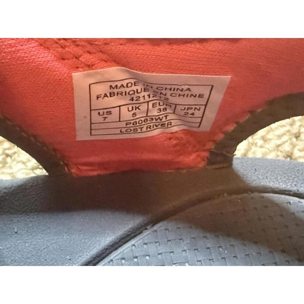 Worldwide Sportsman Hiking Shoes. Women’s Size 7. Beige & Peach. - Picture 5 of 5